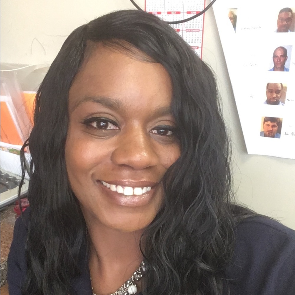 Meet your Posher, Eileen